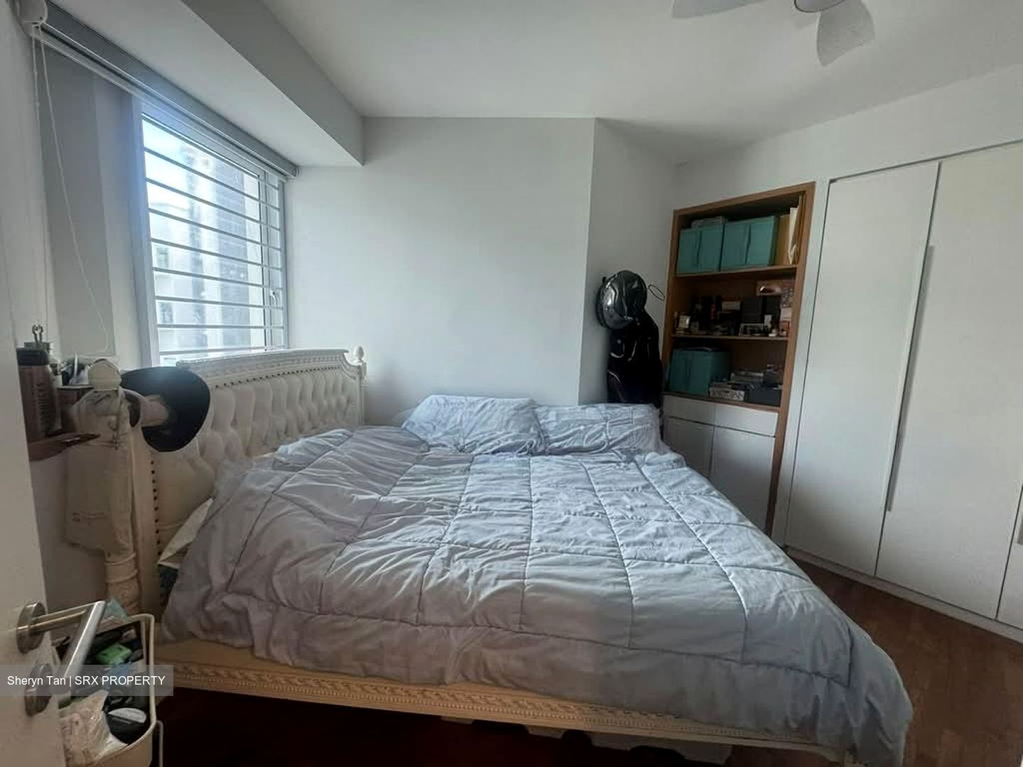 The Esparis (D18), Condominium #568743541